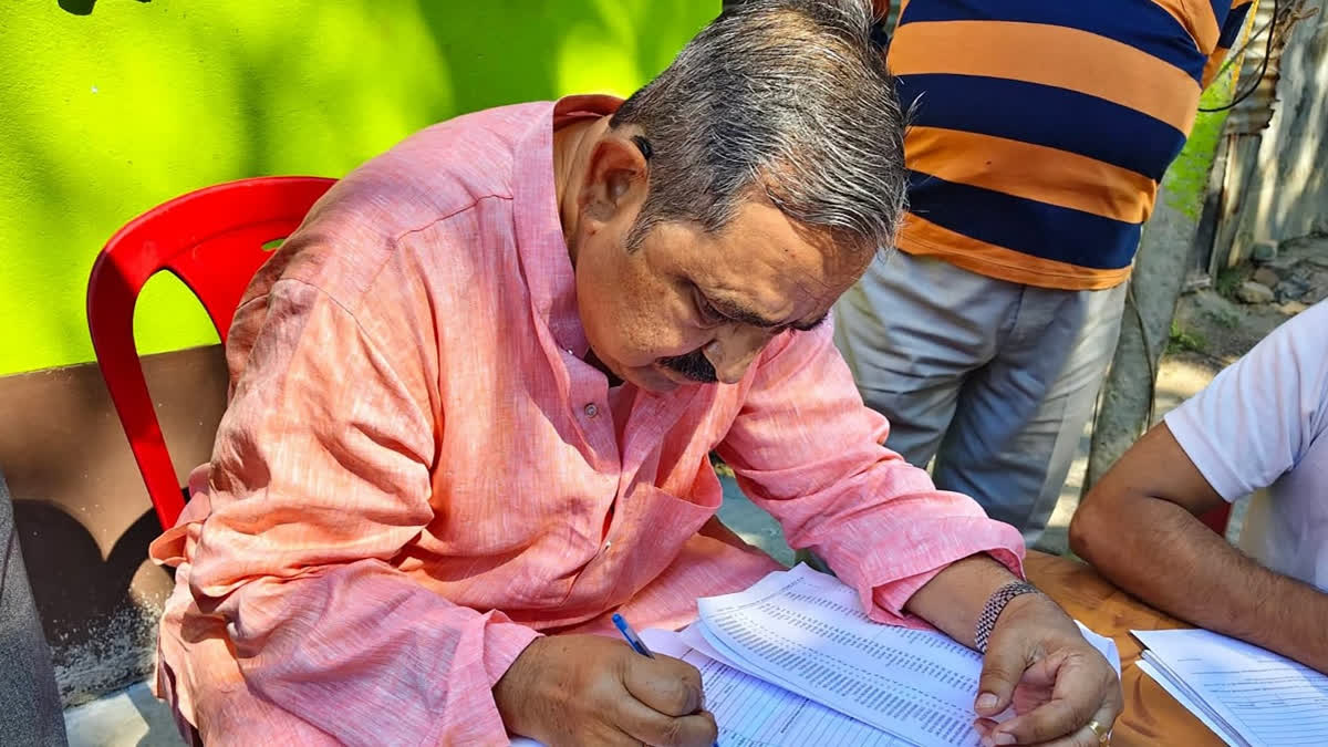 Ashok Lahiri Set To Become Niti Aayog Vice-Chairman; Govardhan Das To Join as Member​