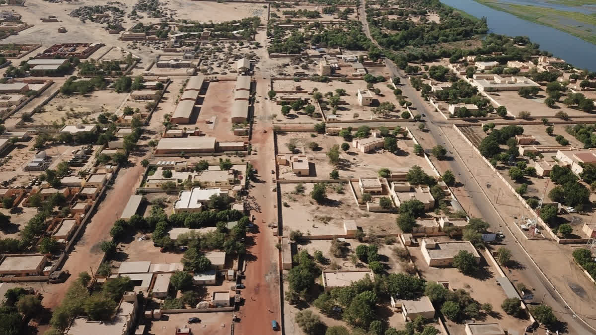 MALI GUNFIRE AND BLAST