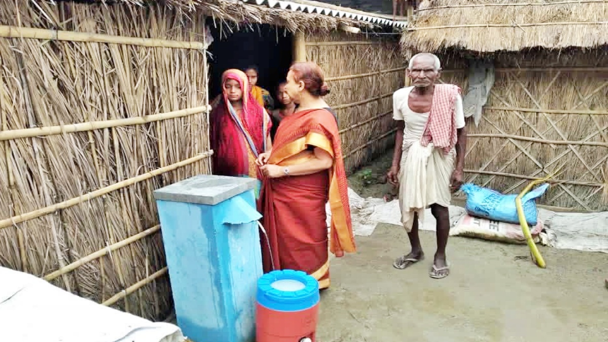 Bihar Woman's Rs 2,000 Biosand Purifier Brings Clean Water Hope To Rural India