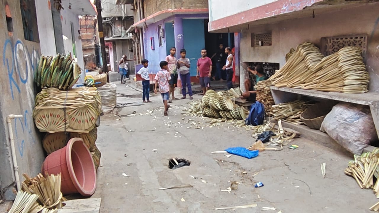 Gaya’s Pankha Gali Keeps Centuries-Old Hand Fan Craft Alive Against Modern-Day Cooling Threats