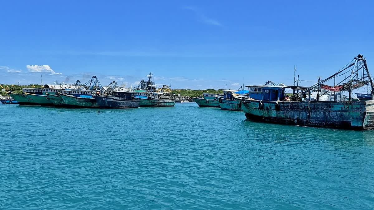 Fishermen in Indian ocean
