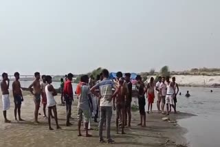 रायबरेली में किशोर सहित तीन लोग गंगा में डूबे