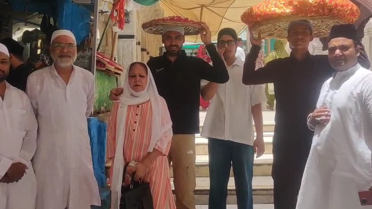 Cricketer Avesh offering prayers with his family at the Ajmer Dargah