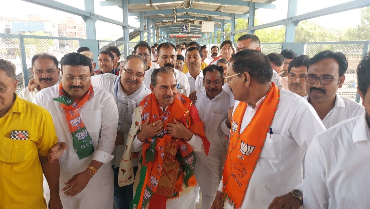 Welcoming Madan Rathore in Bikaner.