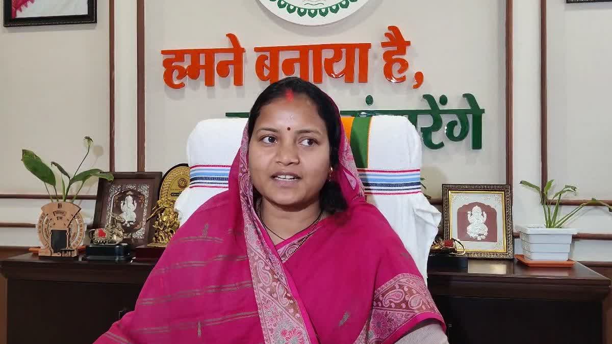 Minister Lakshmi Rajwade