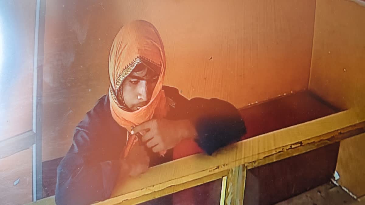 Armed criminals robbery at CSPs in Manatu and Panki of Palamu