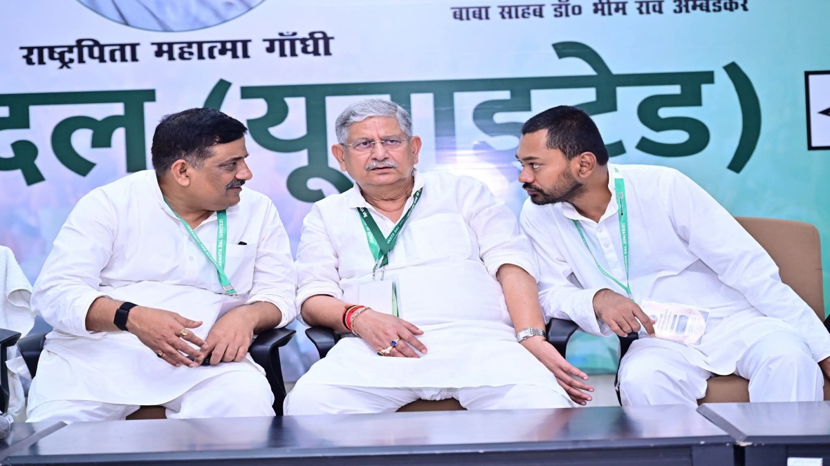 Split in JDU