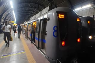 Delhi metro service