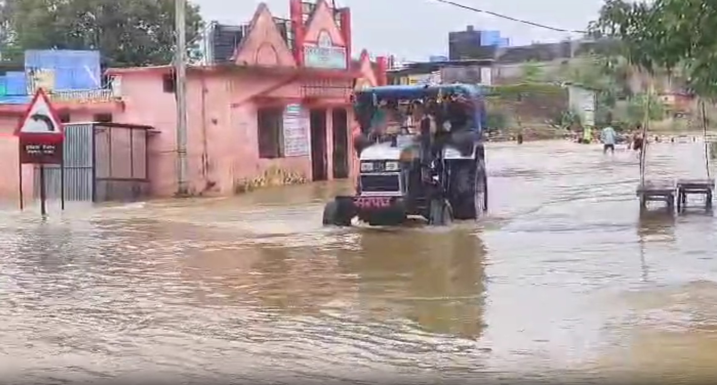 Chambal River Cross Flood Level