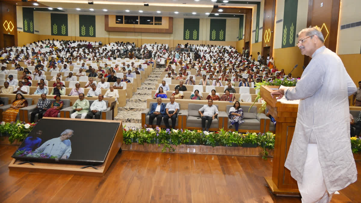 Deputy CM on fertilizer black marketing