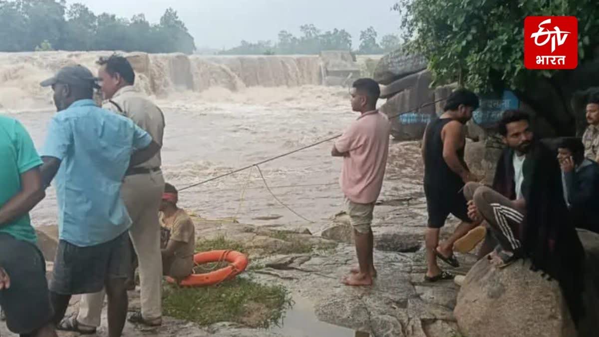 Rescue of youths in Devpahari