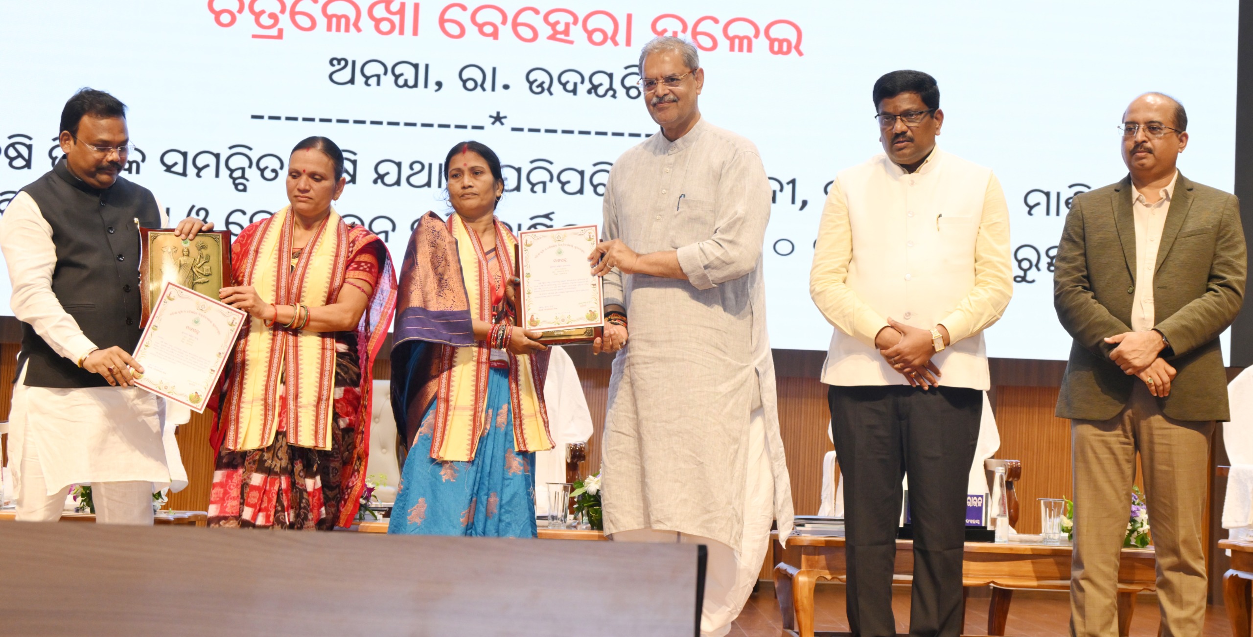 Deputy CM on fertilizer black marketing
