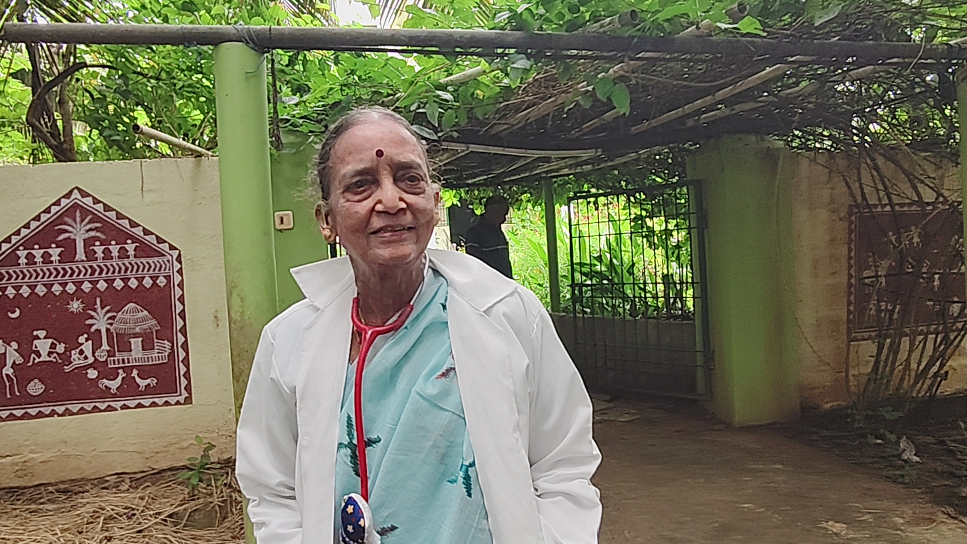 dr p suvarna devi