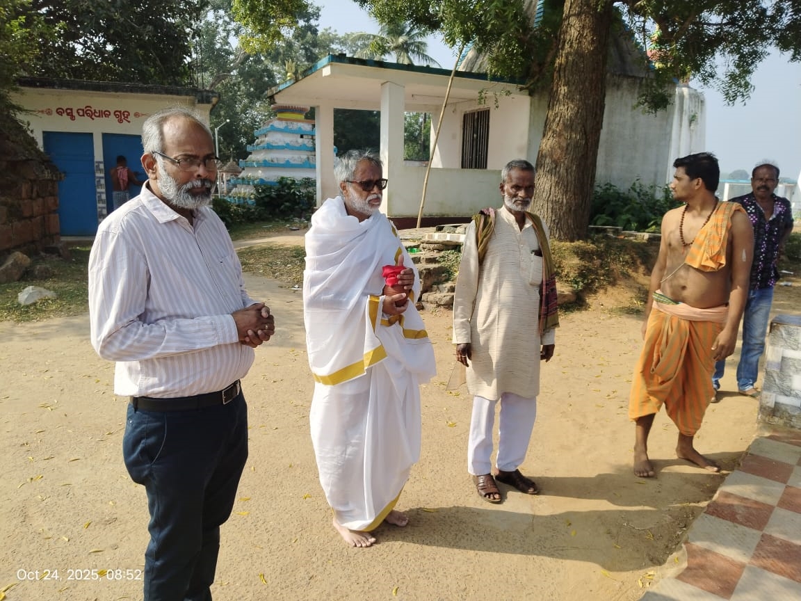 The Long Journey Home: Mauritian Man Returns To Odisha After 150 Years To Trace His Roots, Offers 'Pind Daan'