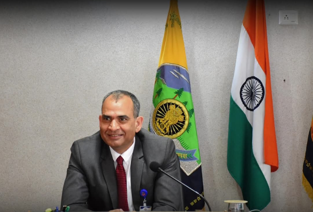 हिमाचल के कार्यकारी डीजीपी अशोक तिवारी