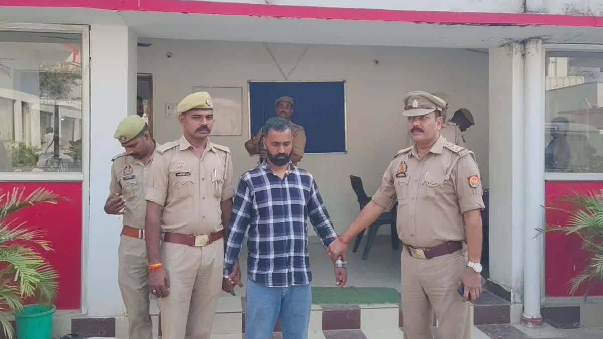Declared Dead, UP Man Makes Phone Calls To Wife, Gives Away His Live ...