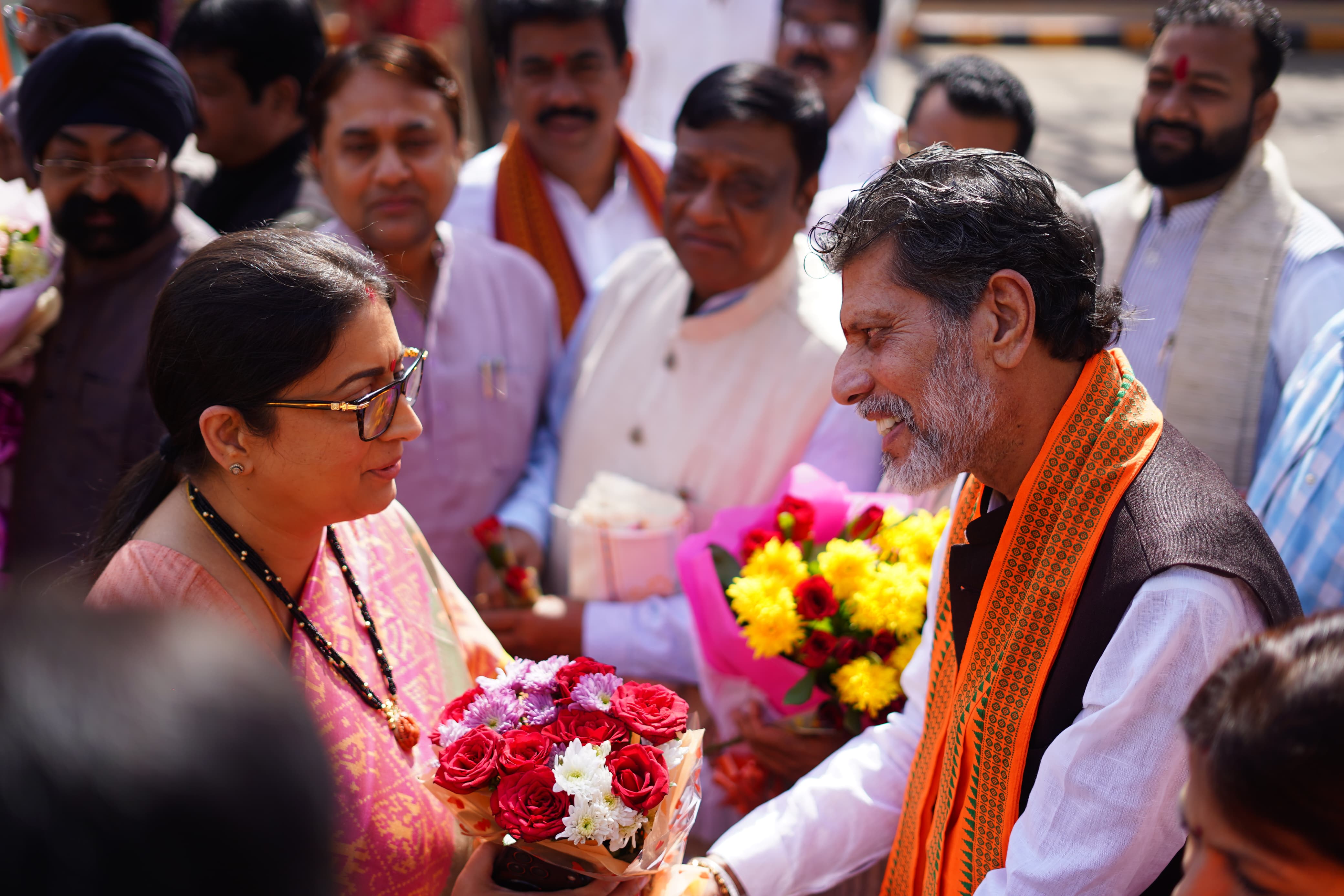रायपुर पहुंचीं भाजपा प्रदेश प्रभारी स्मृति ईरानी, कुशाभाऊ ठाकरे परिसर में हुआ जोरदार स्वागत, कई बैठकों में होंगी शामिल
