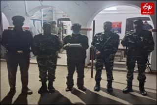 इंडो नेपाल बार्डर पर संदिग्ध चीनी नागरिक गिरफ्तार.