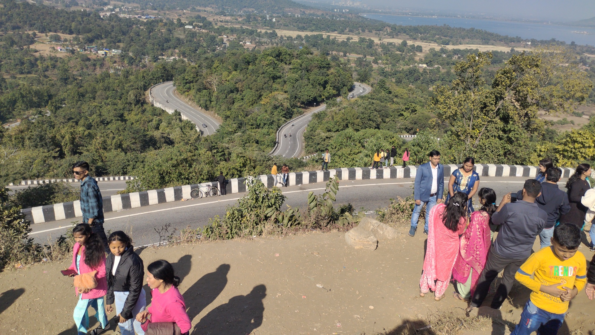 Crowd of tourists gathered in Patratu Lake Resort of Ramgarh
