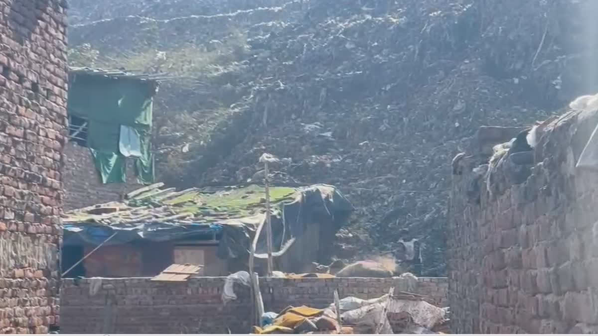 Portion Of Bhalaswa Landfill In Delhi Collapses, Two Children Rescued A portion of the Bhalswa landfill in Delhi's Badli Assembly constituency collapsed on Sunday