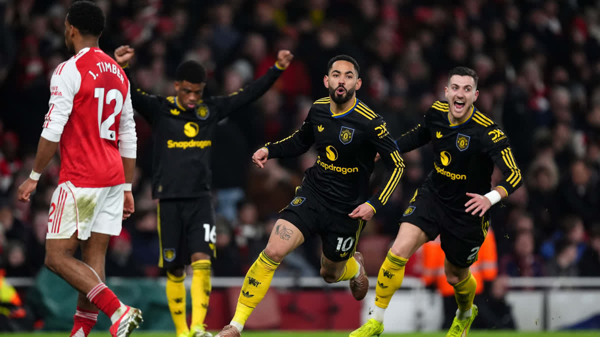 பிரீமியர் லீக் 2026: அர்செனலை வீழ்த்தி மான்செஸ்டர் யுனைடெட் த்ரில் வெற்றி