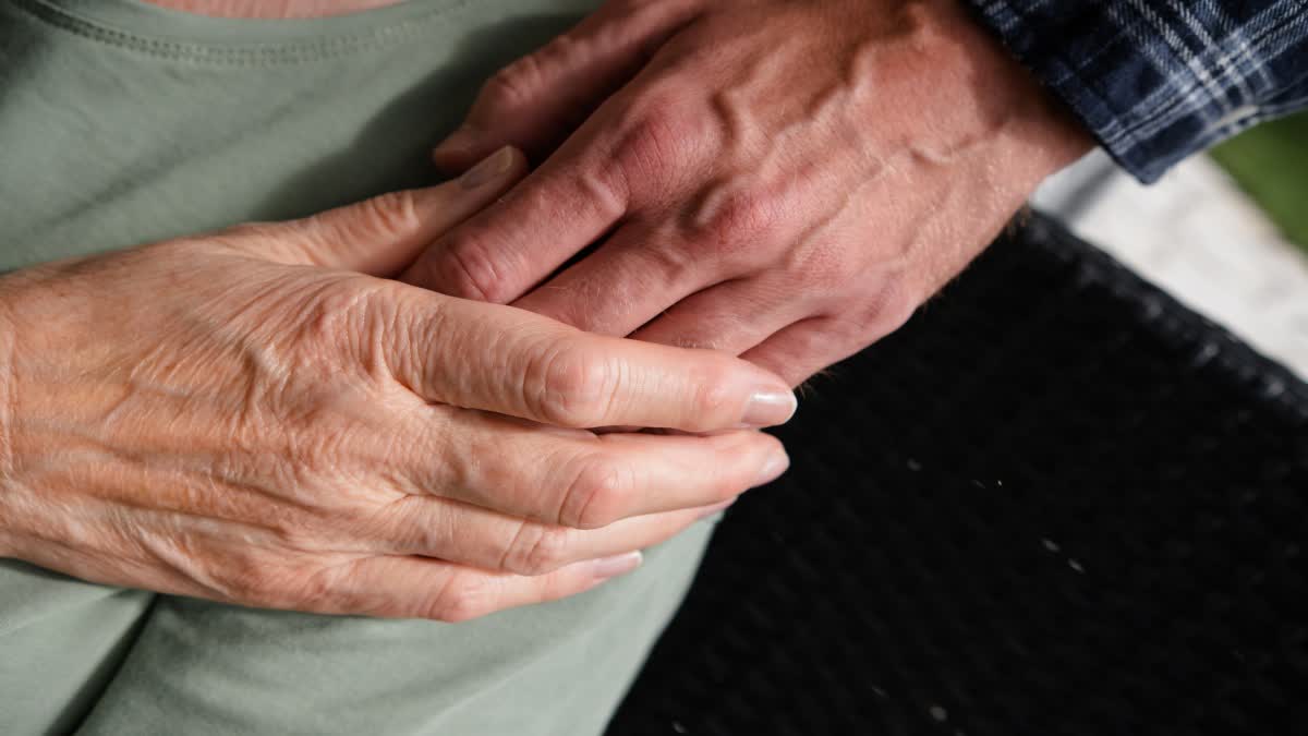 JHARKHAND SON ACCEPT MOTHER