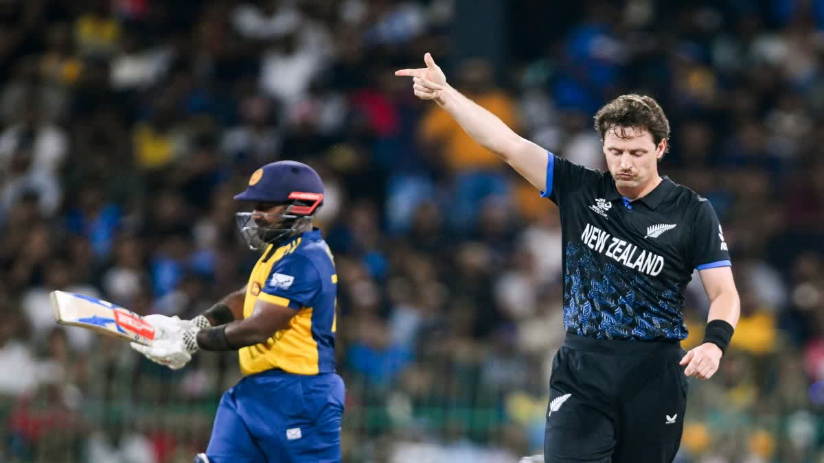 پاکستان مشکل میں، شریک میزبان ہی ہو گیا ورلڈ کپ سے باہر، سوپر ایٹ کا مرحلہ ہوا دلچسپ، سری لنکا کو نیوزی لینڈ کے ہاتھوں اکسٹھ رنز سے شکست sl vs nz sri lanka knocked out of the t20 world cup after losing to new zealand by 61 runs Urdu News