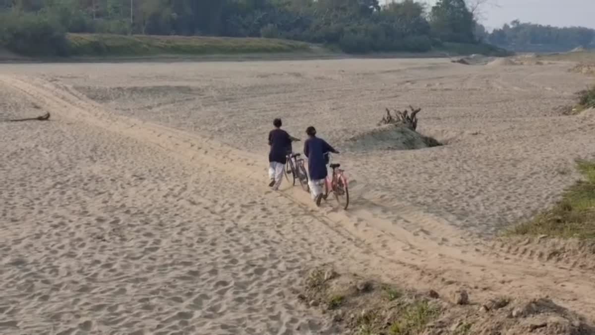 Khowang deprived village