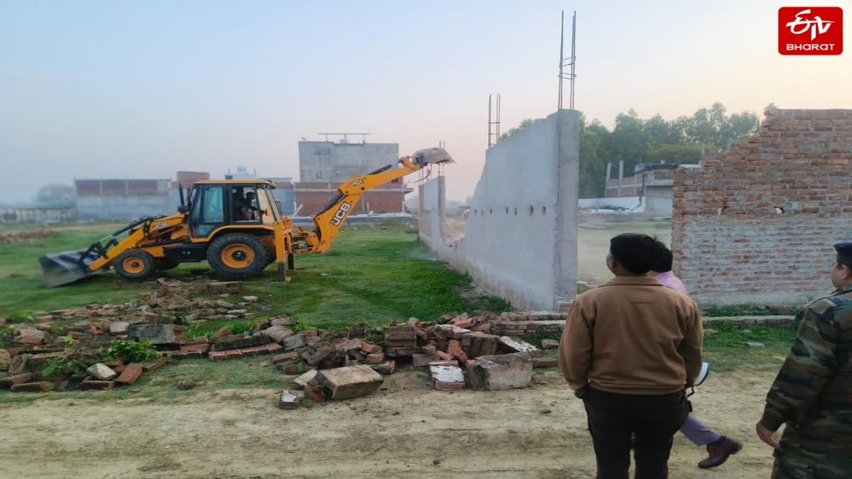 15 बीघे अवैध प्लाटिंग पर KDA का बुलडोजर एक्शन.