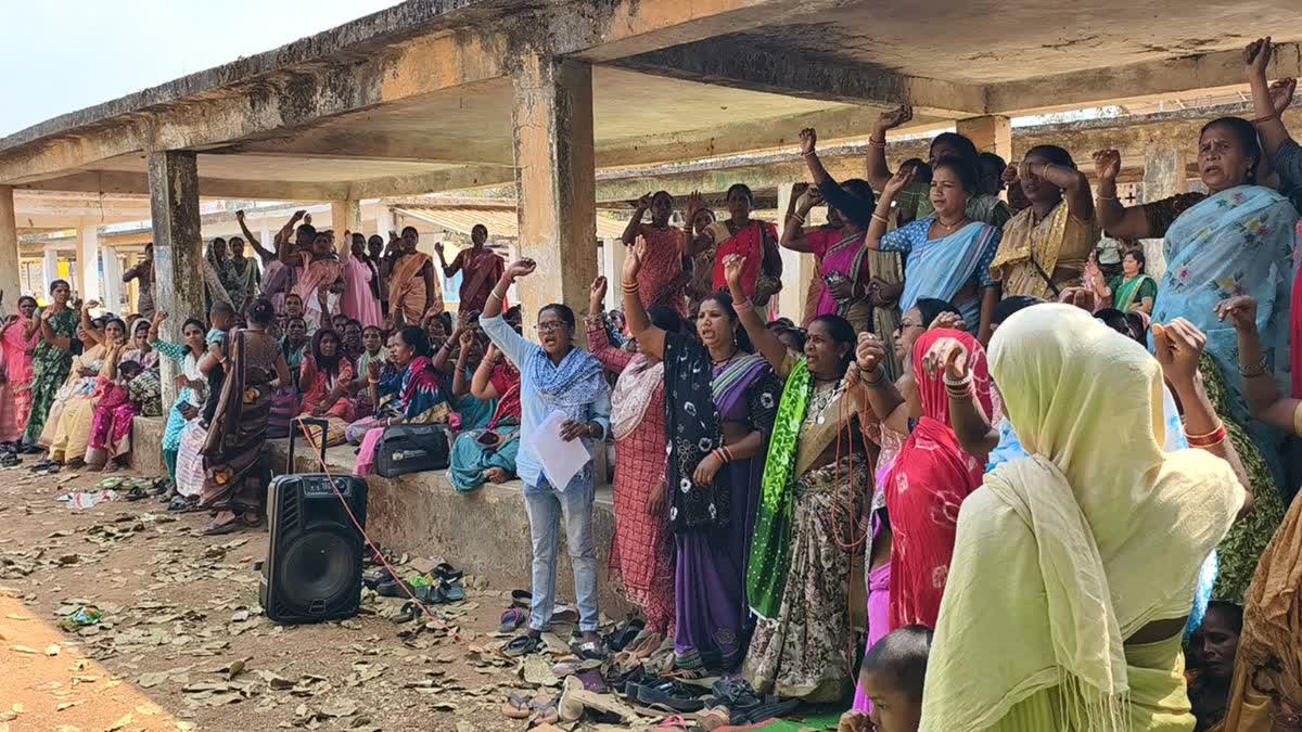 ANGANWADI WORKERS PROTEST