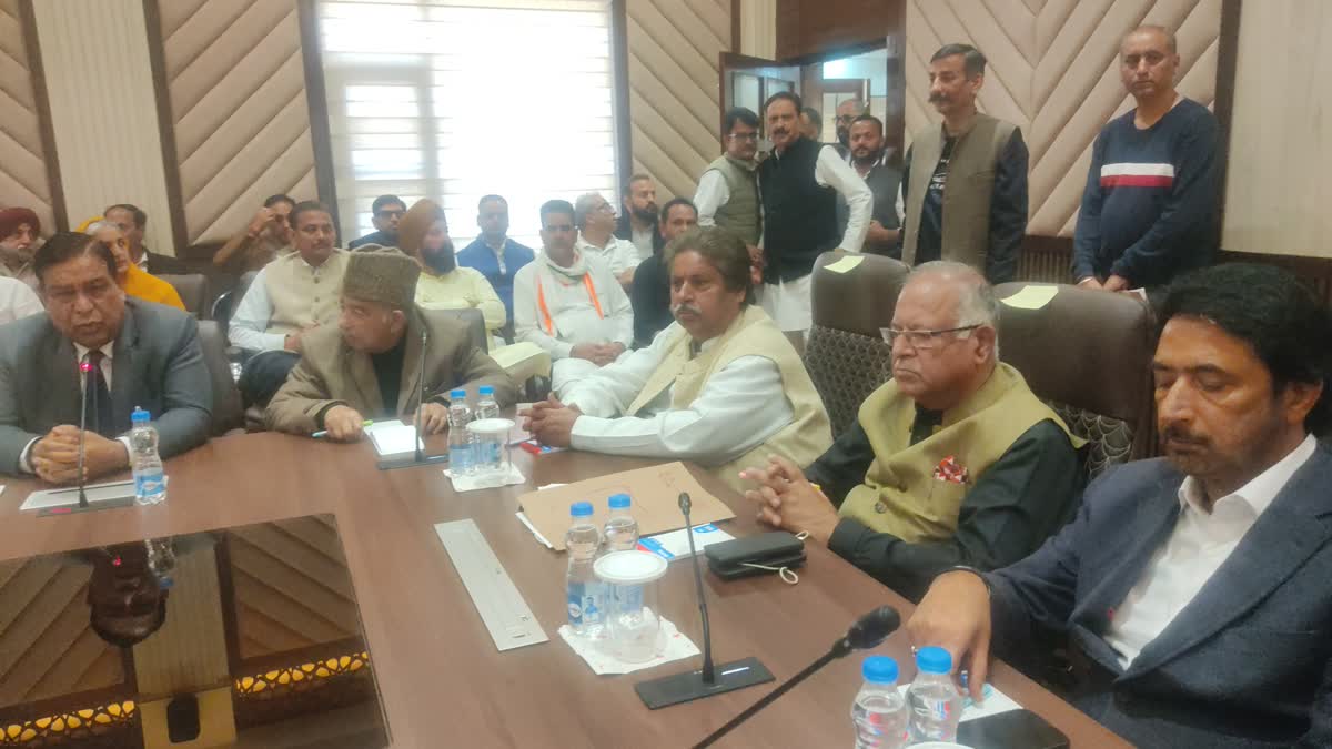 جموں کشمیر کانگریس کا ہند-امریکہ تجارتی معاہدے کے خلاف کاشتکاروں تک پہنچنے کا اعلان