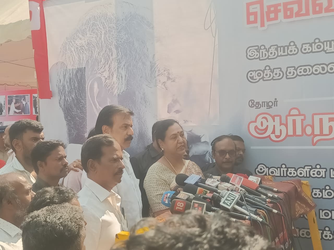 பாலன் இல்லத்தில் பிரேமலதா விஜயகாந்த்