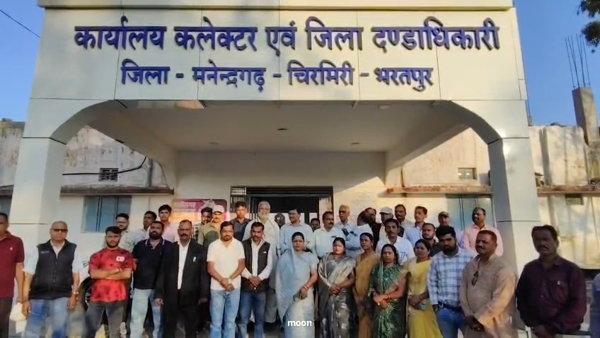 Yadav Ji Ki Love Story