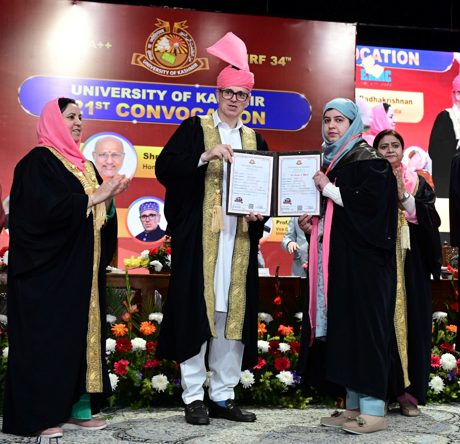 In Kashmir University Convocation, Vice President Recalls Arranging Non-Veg Food For Valley Students