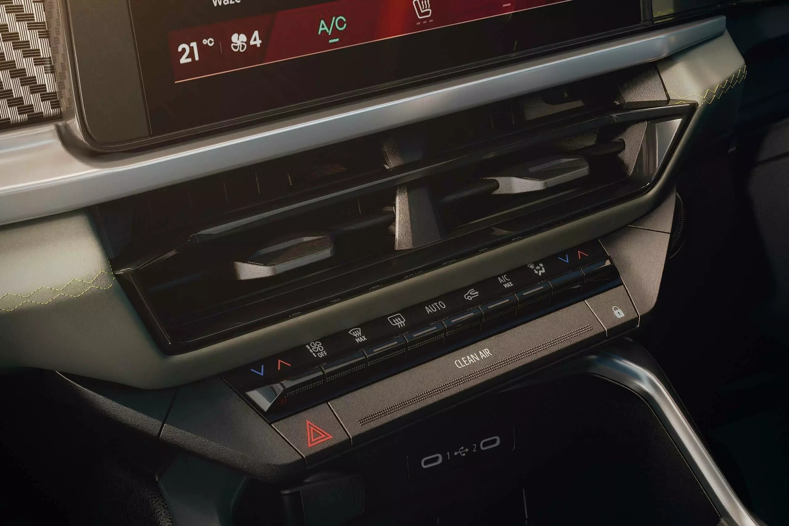 2026 Renault Duster's Center Controls
