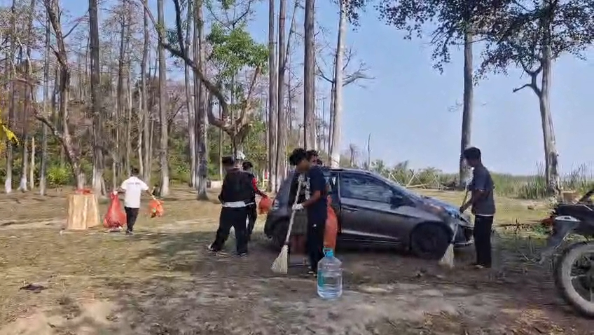 Eco's of Paba conducted a clean up drive to protect the Poba Reserve Forest