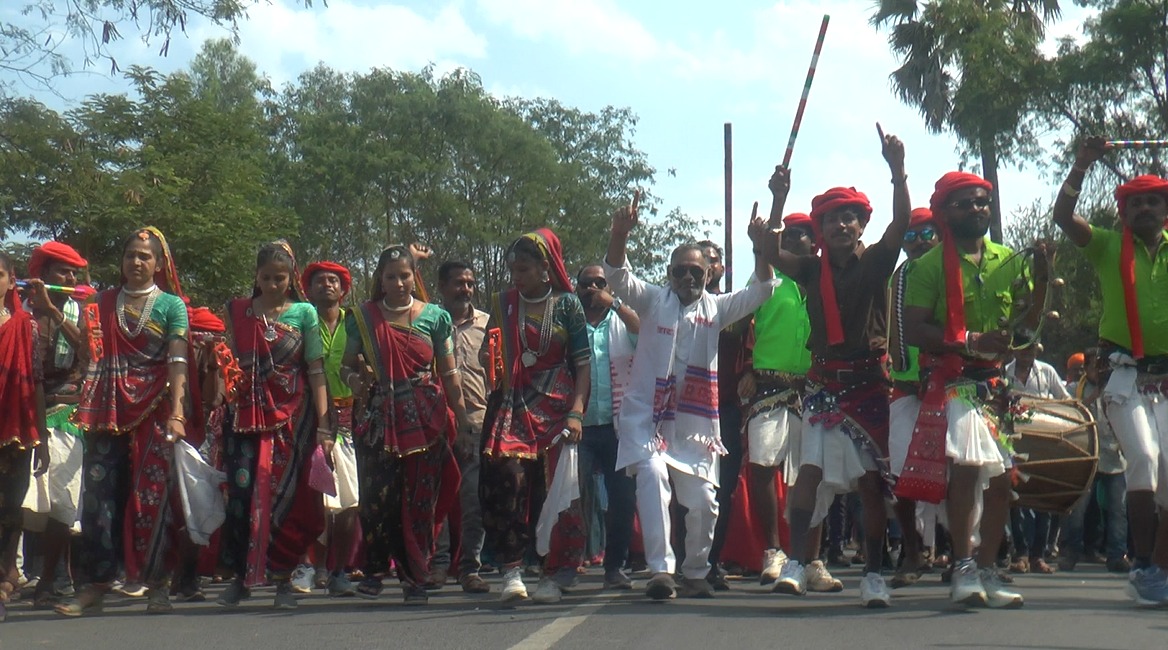 છોટાઉદેપુરના રંગપુર સઢલી ગામે ભંગોરિયાના મેળાનો વિધિવત પ્રારંભ