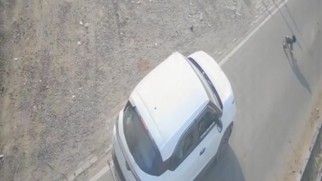 car hit 10 year old girl sheopur