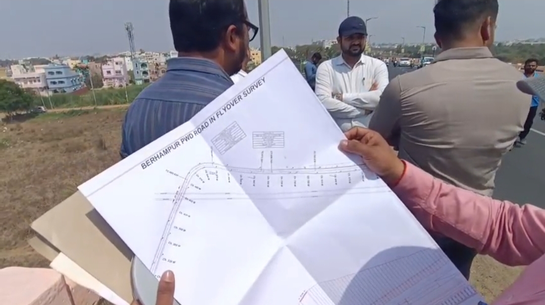 ବ୍ରିଜ୍ ନିର୍ମାଣ ପାଇଁ ରହିଥିବା ଜ୍ୟାମିତିକ ନିୟମକୁ ଆଧାର କରି ନିର୍ମାଣ କରାଯିବାରେ କେଉଁ ସବୁ ଅସୁବିଧା ରହିଛି ତାହାକୁ ଏହି ଟିମ୍ ଅନୁଧ୍ୟାନ କରିଥିଲା ।