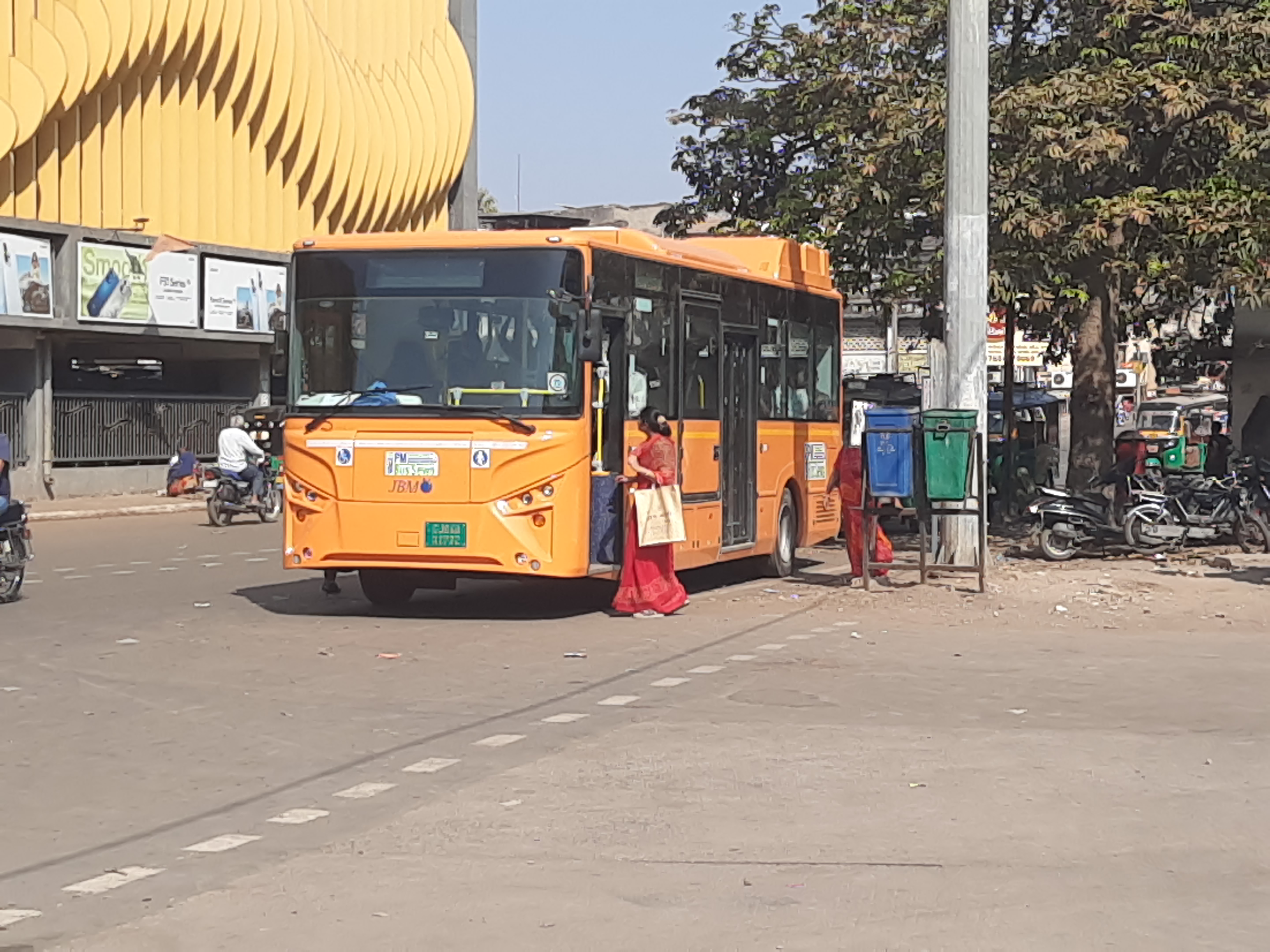 10 અને 12ના વિદ્યાર્થીઓને ઇ-બસ સેવા ફ્રી,