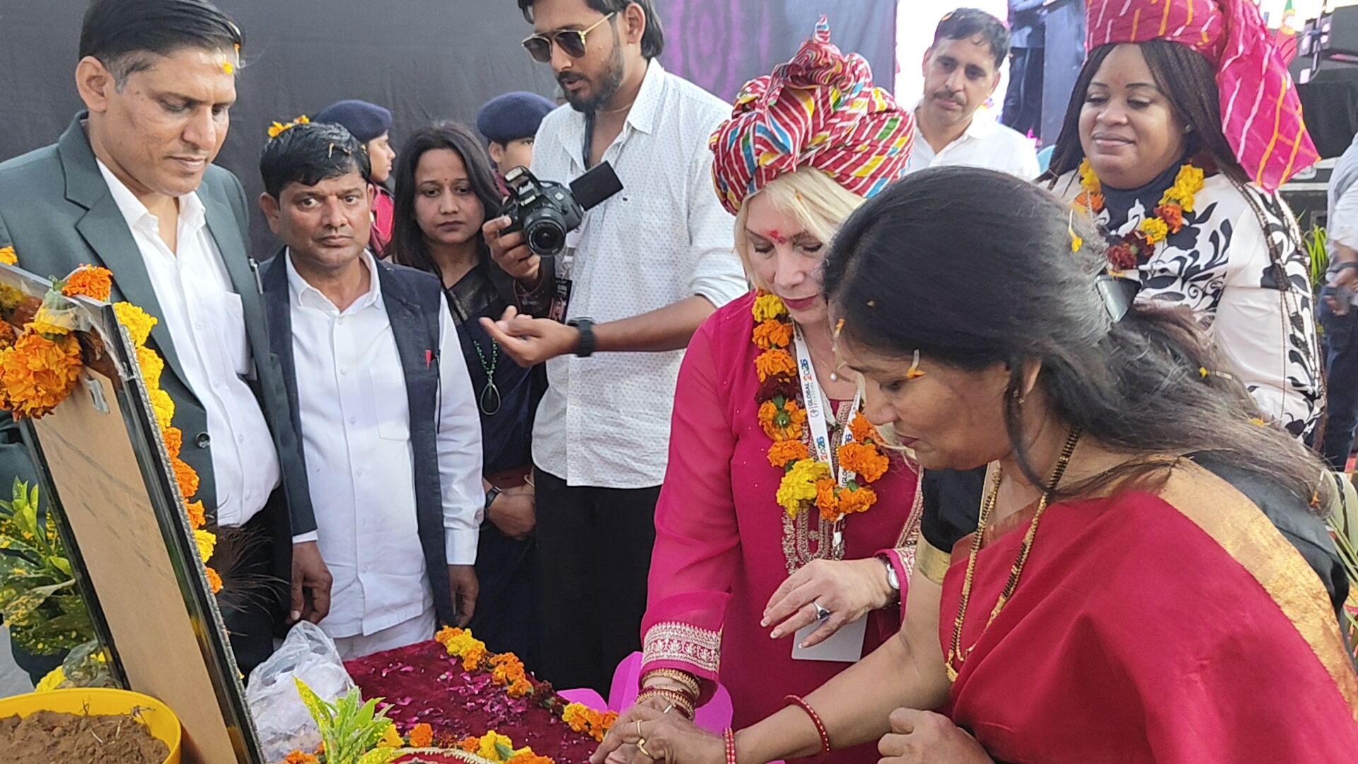 राजस्थान की लोक संस्कृति से रूबरू हुए विदेशी मेहमान