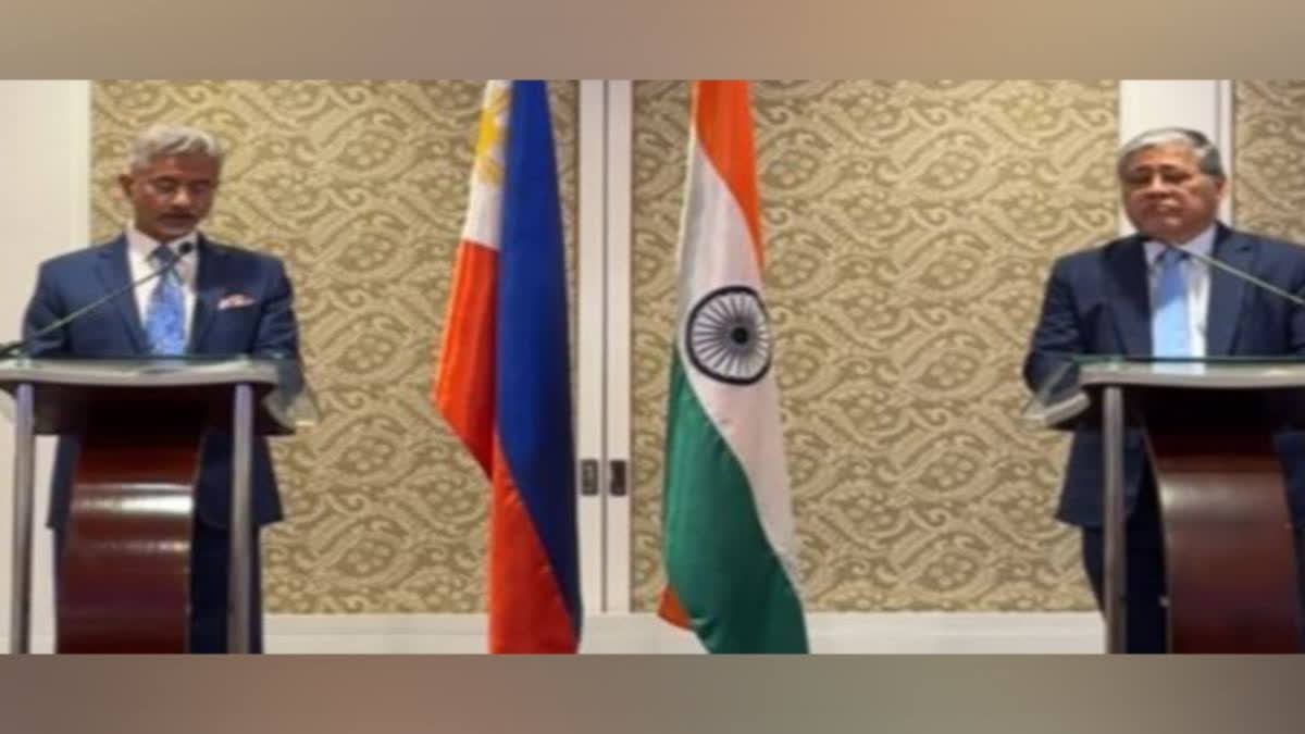 EAM Jaishankar is on a visit to the Philippines on Tuesday. Addressing a joint press briefing with Philippine Secretary of Foreign Affairs Enrique Manalo, he said that India's ties with the Philippines have grown significantly, with Prime Minister Modi meeting President Marcos during the India-ASEAN Summit. Jaishankar also plans to call on Marcos later today to convey Modi's greetings and good wishes.