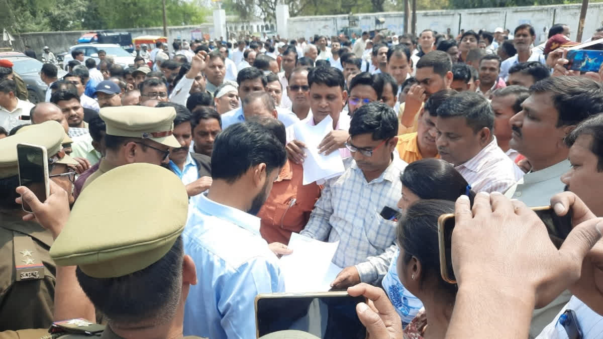 UP Board 2024: Results Likely to Be Delayed by Week The results of Class 10 and 12 of Uttar Pradesh Secondary Education Board (UP Board) are likely to be delayed by a week, officials of the Secondary Education Council said on Tuesday.