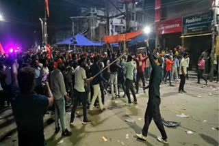 jharkhand-assembly-witnesses-uproarious-scenes-over-hazaribag-stone-pelting