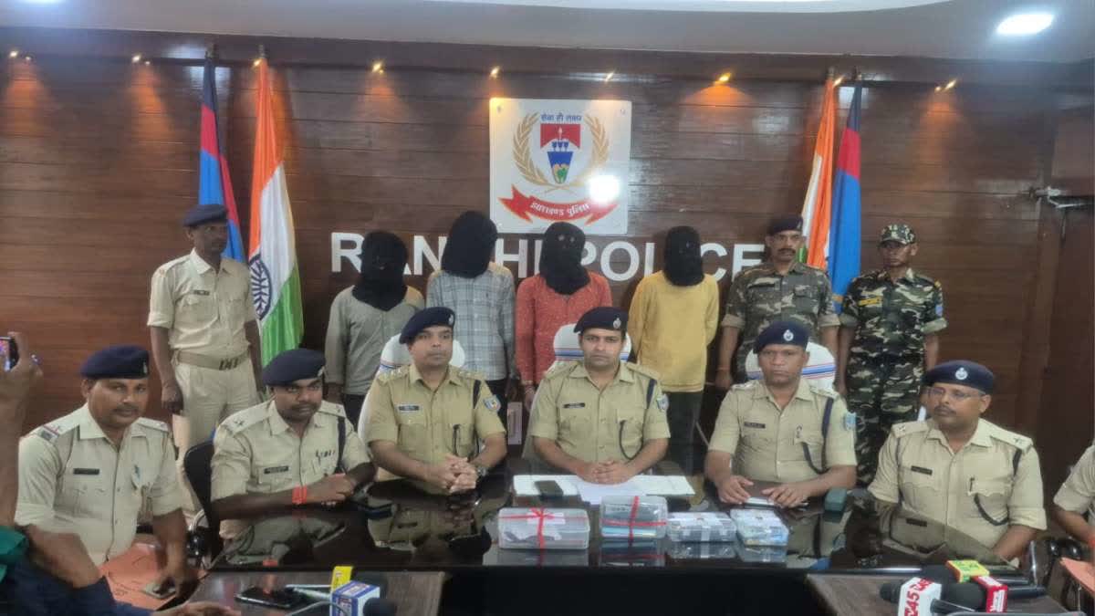 ranchi-police-expose-of-robbery-and-chain-snatching