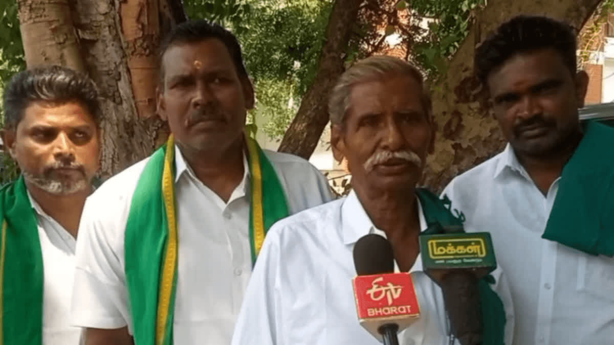 மிழ்நாடு விவசாயிகள் சங்கத்தின் சேலம் மாவட்ட தலைவர் பெரியண்ணன்