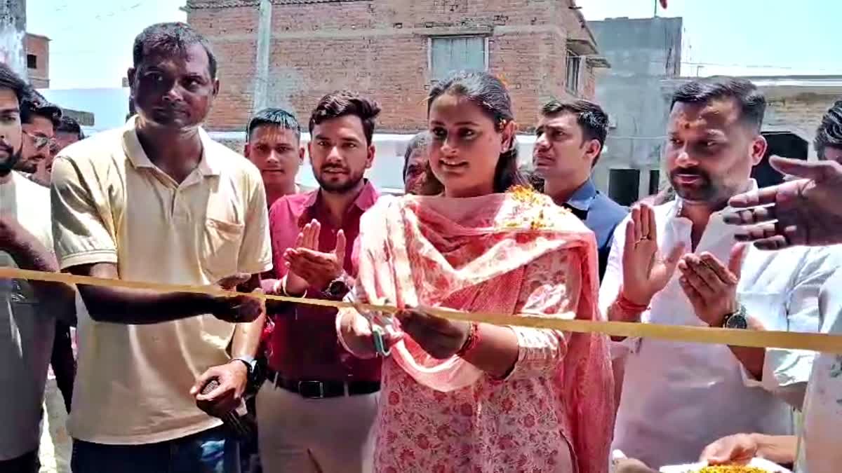 SHREYASI SINGH VISITS MUZAFFARPUR