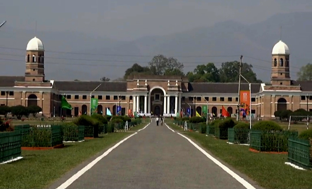 FRI OPENS FOR TOURISTS