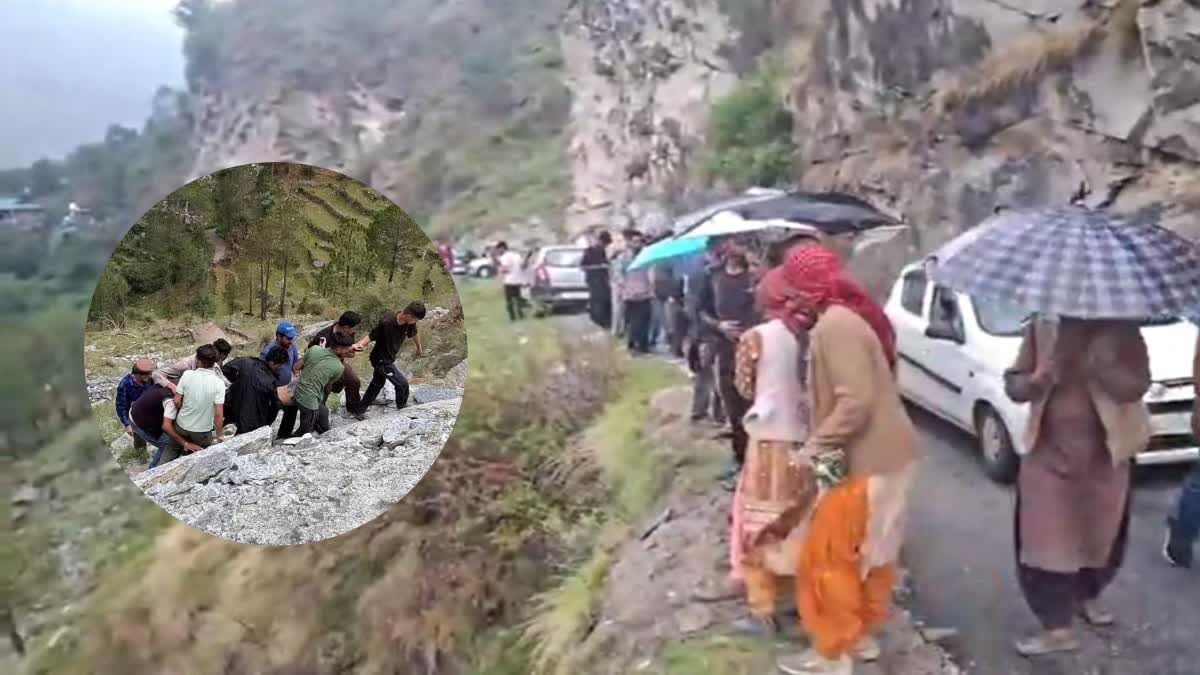 RAMPUR PICKUP ACCIDENT