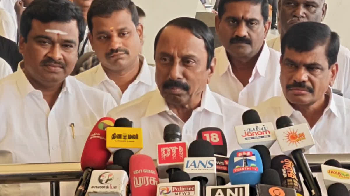 அமைச்சர் செங்கோட்டையன் செய்தியாளர் சந்திப்பு